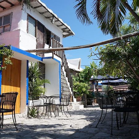 Posada Amor Hotel Boutique Puerto Morelos Exterior photo